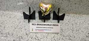 หัวใจยืนที่ไม่ซ้ำกันสำหรับการแสดงหัวใจอุปกรณ์งานศพ BRASSWORLD อินเดีย - Product Image 2