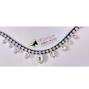 Diadema de Cristal Transparente para Caballo, Diseño de Lujo con Borlas y Pedrería, Sistema de Cambio Rápido con Gancho y Bucle - Product Image 3