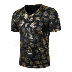 T-shirts personnalisés pour hommes en coton tricoté sublimé - Respirants et écologiques - Product Image 2