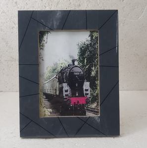 Dark <b>Grey</b> Resin White Resin Lining Design Photo <b>Frame</b> Wholesale Hot Selling Eco Friendly Fashionable Box Picture Photo <b>Frame</b> - Product Image 2