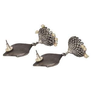 Boucles d'oreilles tendance, fait à la main, look en argent, jhumka - Product Image 3