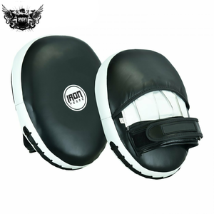 Meilleur prix de gros IRON PUNCH INDUSTRIES Coussinets de frappe en cuir Air Focus pour la boxe MMA Entraînement thaïlandais - Logo couleur personnalisé - Product Image 2