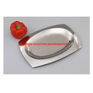 Plateaux de service ovales de luxe en acier inoxydable fabriqués en Inde pour la vente à chaud et l'usine indienne directe de haute qualité - Product Image 2