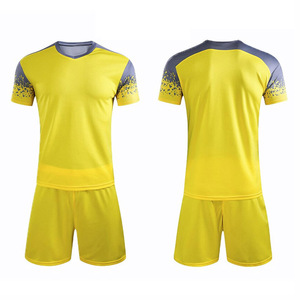 Uniforme Deportivo Profesional Personalizado, Uniforme de Fútbol de Secado Rápido y Transpirable - Product Image 4