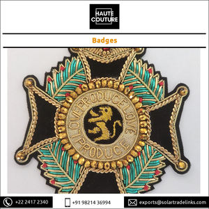 Llamativo de alta calidad, tamaño personalizado, bordado a mano, hecho a mano, produce insignias de lingotes de amor para chaquetas - Product Image 6