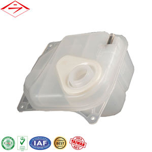 Tanque de expansión del radiador de refrigerante para AUDI A6/S6/S4 92'~98', fabricado por mayorista de autopartes - Product Image 1