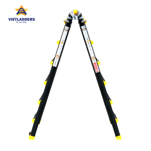 บันไดอลูมิเนียมแบบพับได้ VIETLADDERS ขนาด 6 ฟุต 4 ขั้น ล็อคแบบแมนนวล รับน้ำหนักได้ 150 กก. สำหรับใช้ในโรงแรม - Product Image 1