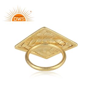 แหวนเงินชุบทองประดับพลอยแบล็คออนิกซ์ทรงสี่เหลี่ยมผืนผ้า ผู้ผลิตเครื่องประดับ คอลเลคชั่นคลาสสิก - Product Image 4