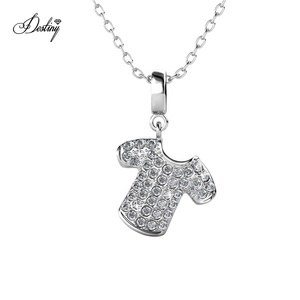 Petit t-<span class=keywords><strong>shirt</strong></span> mignon pendentif Daisini orné <span class=keywords><strong>de</strong></span> cristaux Swarovski bijoux argent 925/laiton nouveauté collier - Product Image 1