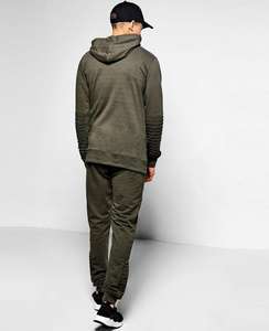 Venta al por mayor de chándal de entrenamiento de los hombres con logotipo personalizado con cuello con capucha patrón de rayas sólidas diseño personalizable ecológico - Product Image 2