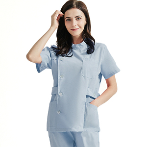 Uniformes de hospital unisex de verano último diseño botón lateral enfermera Jogger Scrubs poliéster Spandex Jersey tela para clima cálido - Product Image 2