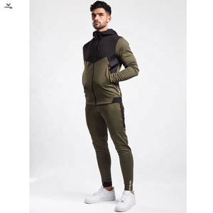 Ensemble de survêtement unisexe en molleton imprimé personnalisé en polyester/coton avec capuche pour l'hiver – Collection Mode - Product Image 6