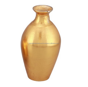 High Quality Aluminium Flower <b>Vases</b> With <b>Gold</b> Finished Beautiful Table Top Flower <b>Vase</b> For Table Decoration . - Product Image 1