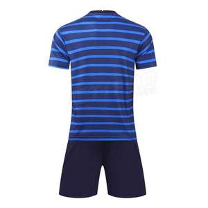 Nouvel ensemble d'uniformes de football respirants et légers à sublimation, couleur personnalisée, pour équipes sportives d'été adultes - Product Image 2