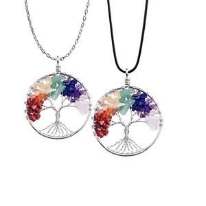Pendentif arbre de vie naturel à sept chakras de meilleure qualité, vente en gros de bijoux à vendre - Product Image 5