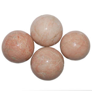 Bola de piedra lunar natural de melocotón tallada estilo religioso Esfera de ágata técnica de piedras preciosas grabadas para la venta al por mayor - Product Image 1