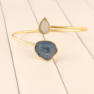 ของขวัญนำโชคสำหรับเด็กผู้หญิงกำไลข้อมือหินควอตซ์สีฟ้าธรรมชาติกำไลข้อมือชุบทอง18K แบบปรับแต่งได้ - Product Image 6