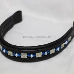 แถบคิ้วเบาะรูปตัววีตกแต่งด้วยไข่มุกคริสตัลพลอยเทียมหนังแท้สีดำ - Product Image 3