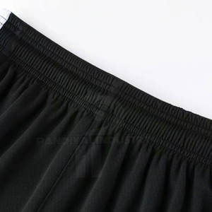 Pantalones cortos de fútbol para hombre personalizables de secado rápido y estilo casual para ropa de equipo con logotipo personalizado - Product Image 4