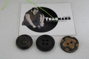 Natural Circular tallado diseño impreso suéter cuerno botones Alto negro marrón ropa botones abrigo chaqueta ropa tradicional - Product Image 2