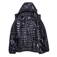 Veste matelassée à capuche pour homme, imperméable, respirante, écologique, coupe-vent, coupe ajustée, couleur noire unie, fermeture éclair