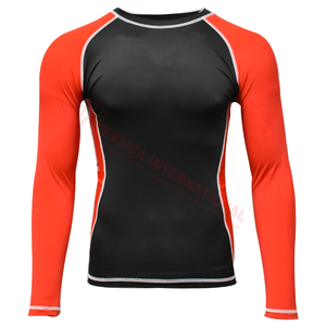 เสื้อผ้าออกกำลังกายผ้าสแปนเด็กซ์แห้งเร็วเข้ารูปสำหรับผู้ชายเสื้อแขนสั้นคอยาวดีไซน์เรียบเข้ารูปพิมพ์โลโก้ตามสั่ง - Product Image 5