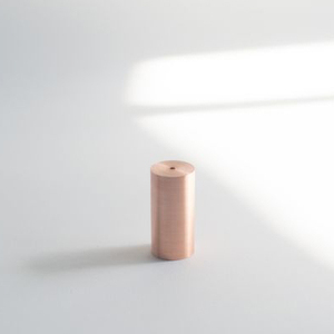 Soporte de barra de incienso de cubo de latón macizo - Product Image 2