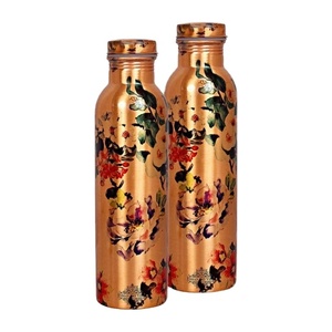 Bouteille d'eau en cuivre de haute qualité, ml, meilleure qualité, couleur naturelle, taille personnalisée, pour utilisation au bureau et au travail - Product Image 1