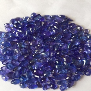 Piedra preciosa azul natural de tanzanita de grado AAA con certificado IGI - Product Image 2