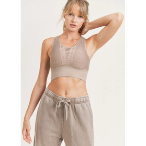 ชุดออกกำลังกาย OEM พร้อมโลโก้สั่งทำพิเศษ รุ่น AWAKEN COFFEE แบบไร้ตะเข็บ - Product Image 2