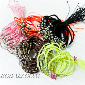 Nueva tendencia Moda Pulsera de cáñamo Encantos Color sólido Amistad Estilo Envío gratis 300 piezas en todos los colores - Product Image 1