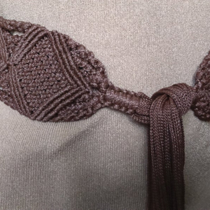 Cinturón de macramé con flecos vintage Hecho a mano con amor - Product Image 1