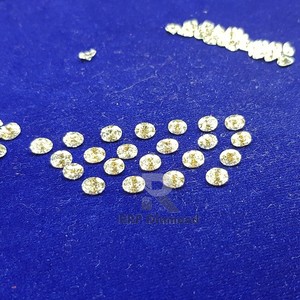 Glacé VVS diamant coloré, lunette en laboratoire, blanc, à bas prix, coupe ovale, CVD HPHT, diamètre 0.80 à 0.89 - Product Image 1