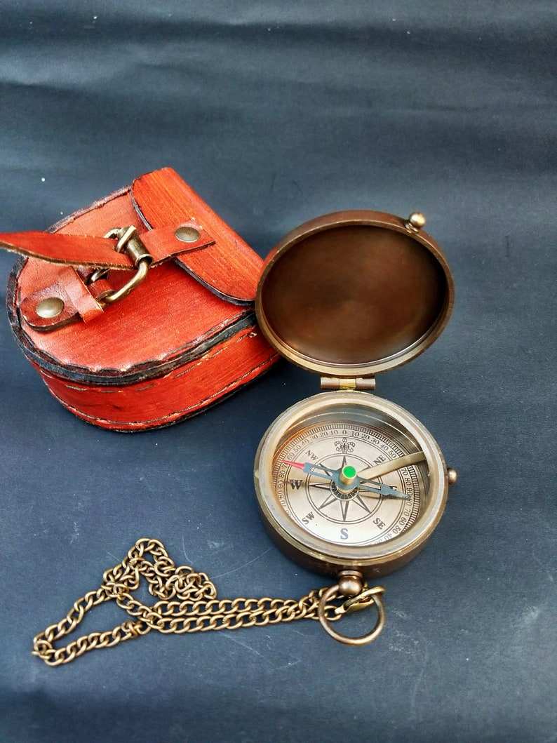 Latón antiguo &amp; marrón