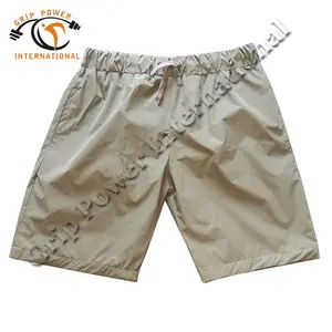 Pantalones cortos para correr de moda reflectantes plateados de cintura media para hombre con bolsillos Dark Night Digital Printed - Product Image 1