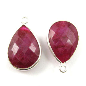 Pendentif en pierre précieuse de rubis teint en forme de poire à facettes collier en argent sterling 925 pendentif bijoux à bricoler soi-même accessoires pendentif rubis rouge - Product Image 1