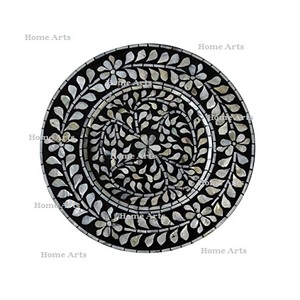 Sous-plat rond en nacre et bois, taille personnalisée, plateau de présentation pour hôtel et usage domestique - Product Image 4