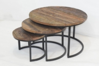 Ensemble de tables gigognes au design industriel moderne et élégant, 3 tables solides, ensemble de tables basses en métal et en bois, meubles de salon pliables