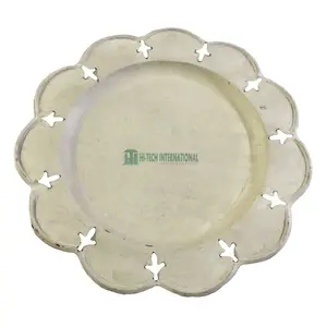Antike weiße Ladesc halen-Metall-Eisen-Zinn-Weiße Farbe-Hochzeit unter Teller-Gerichte-Elegant-Dekorativ-Handgemacht