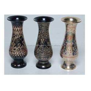 Modern Home Decoration Red and Black <b>Colour</b> Brass Flower Vase <b>Set</b> of Three Table Decorative Flower Vase in Affordable Price - Product Image 1