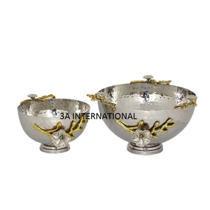 Bol de service rond en bois de manguier pur pour la décoration de table d'hôtel, idéal pour servir le riz, les fruits et les aliments mélangés lors de vos réceptions. - Product Image 1