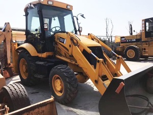 Tractor pequeño de segunda mano JCB3CX 4CX, gran oferta, con cargador frontal y retroexcavadora, buen precio y buen rendimiento - Product Image 2