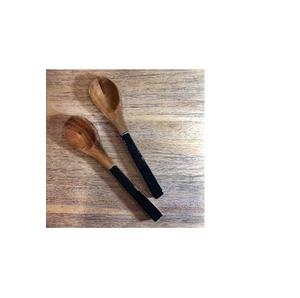 High Quality Wooden Serving Spoon Handicraft <b>Shiny</b> Polished Simple Design Acacia Wood Serving Cooking Spoon <b>Top</b> Quality - Product Image 4