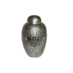 Urnas Funerarias para Cenizas de Adultos con Acabado en Níquel, Urnas de Cremación Personalizadas de Tamaño Estándar, Urnas de Cremación de Metal de Latón Sólido - Product Image 3