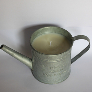 Bougie parfumée à la cire en étain, vintage, de luxe, personnalisée - Product Image 1