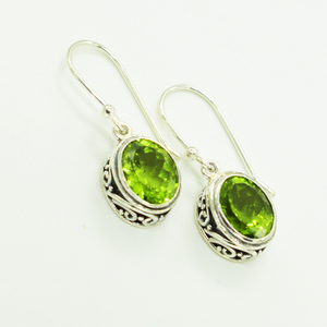 Boucles d'oreilles fines en argent massif 925, nouvel arrivage, bijoux en forme de poire péridot, crochet en pierre précieuse, meilleur grossiste fabricant - Product Image 4