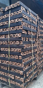 Charbon de bois hexagonal sans fumée pour barbecue en gros, meilleure qualité, bois dur du Vietnam, durée de combustion de 5 à 6 heures, 3,8 à 4,5 cm - Product Image 4