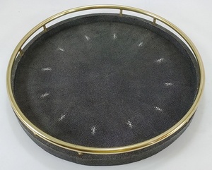 DAPHOCO Modelo 158 Bandeja de Servicio Redonda de Lujo Decorativa de Imitación de Piel de Cangrejo con Asas, Vietnam - Product Image 2