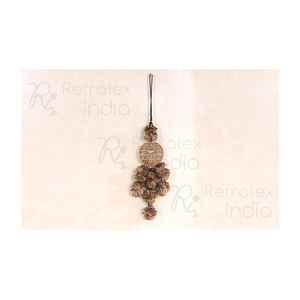 Borla de yute de poliéster, pompón decorativo hecho a mano para joyería de la India - Product Image 1