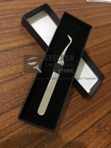 Pince à épiler d'extension de cils de volume russe en acier inoxydable durable en gros de haute qualité pointe pointue antistatique Durable lisse - Product Image 6